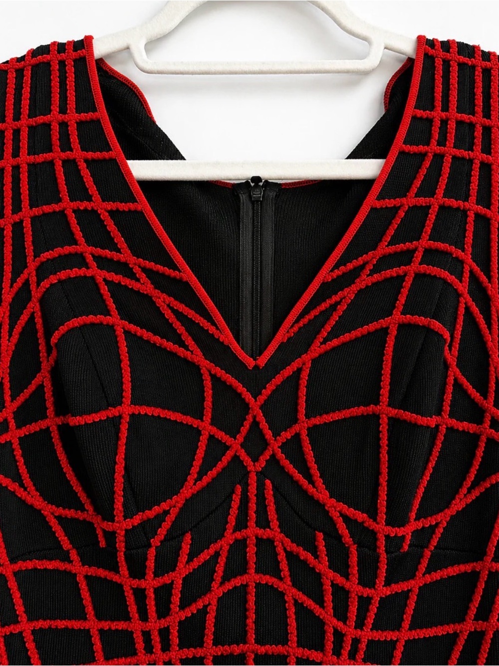 THIERRY MUGLER COUTURE RUNWAY DRESS - Picture 5 of 6